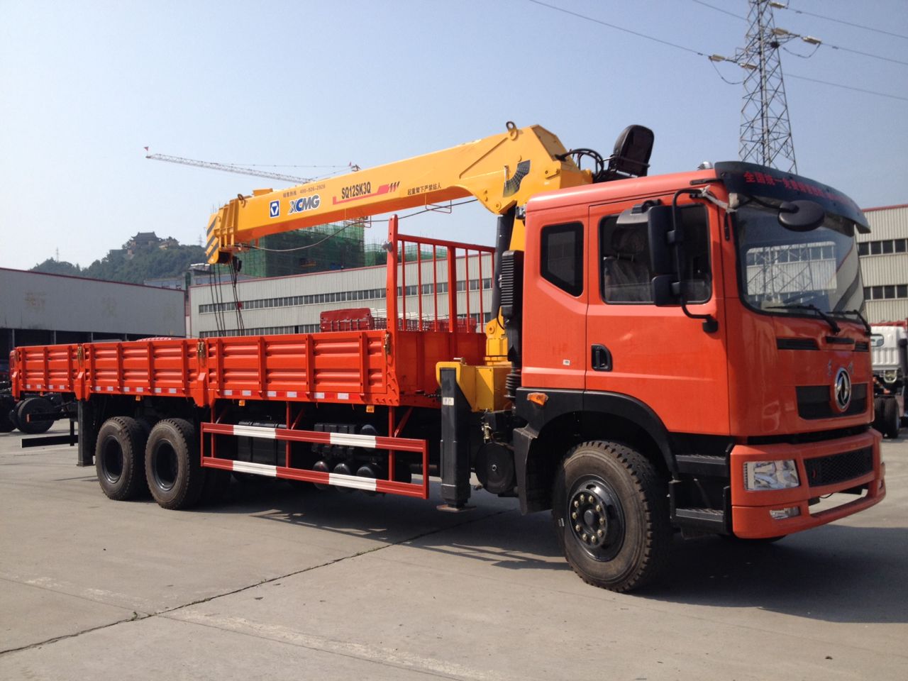 青海的尹師傅購(gòu)買東風(fēng)153新款D701駕駛室搭配徐工12噸加長(zhǎng)臂隨車吊整車 青海的尹師傅購(gòu)買東風(fēng)153新款D701駕駛室搭配徐工12噸加長(zhǎng)臂隨車吊整車