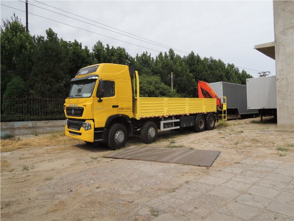 重汽前四后八計量檢衡車 重汽前四后八計量檢衡車