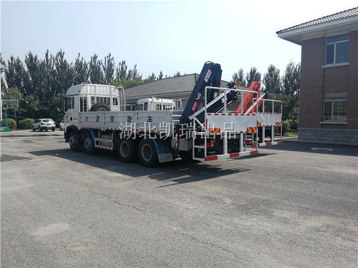 遼寧省院計量檢衡車側(cè)視圖 遼寧省院計量檢衡車側(cè)視圖