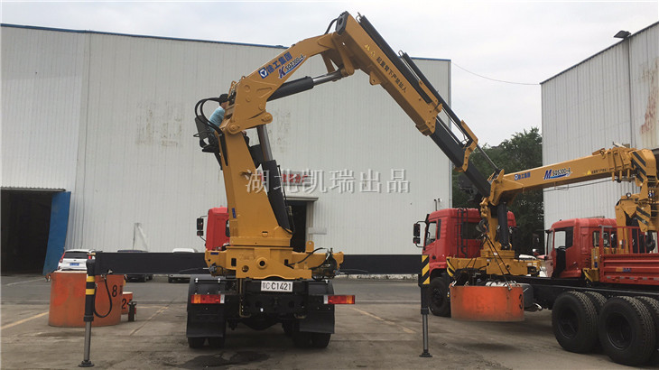 DWJ5312JJHD5型計量檢衡車吊3噸配重做組合動作 DWJ5312JJHD5型計量檢衡車吊3噸配重做組合動作