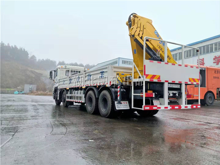 DWJ5315JJH型計量檢衡車(右后) DWJ5315JJH型計量檢衡車(右后)