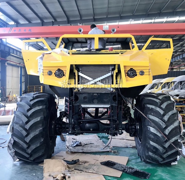 六驅沙漠沖浪車——大黃蜂 沙漠旅游車輛